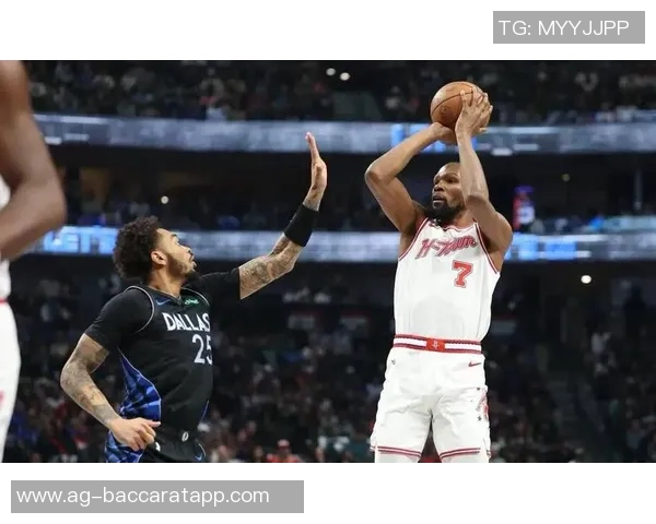 克里斯蒂谈浓眉受伤影响强调球队需保持积极心态迎接挑战